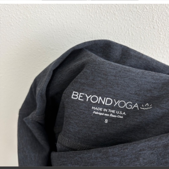 Beyond Yoga Spacedye Make the Cut Pant in Darkest Night - Size Small - Picture 1 of 3